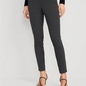 Old navy pixie pants size 8